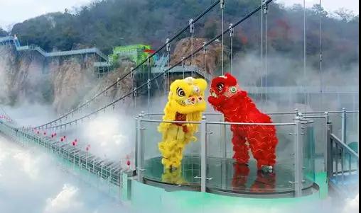 新年新挑戰！馬仁奇峰新玻璃橋更長、更高、更透明、更刺激！